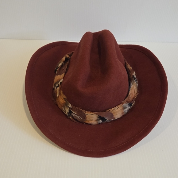Betmar New York 100% Wool Hat Cowboy Fedora Style Red Rust Designer Feather Band - Picture 6 of 16